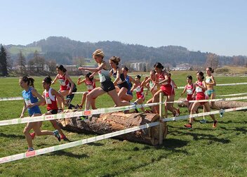 Betreuerteam erwartet spannende Wettkämpfe bei WUC Crosslauf 