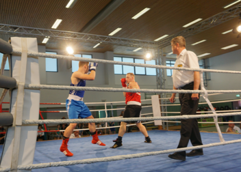 Bei der DHM Boxen 2022 in Hamburg fliegen wieder die Fäuste