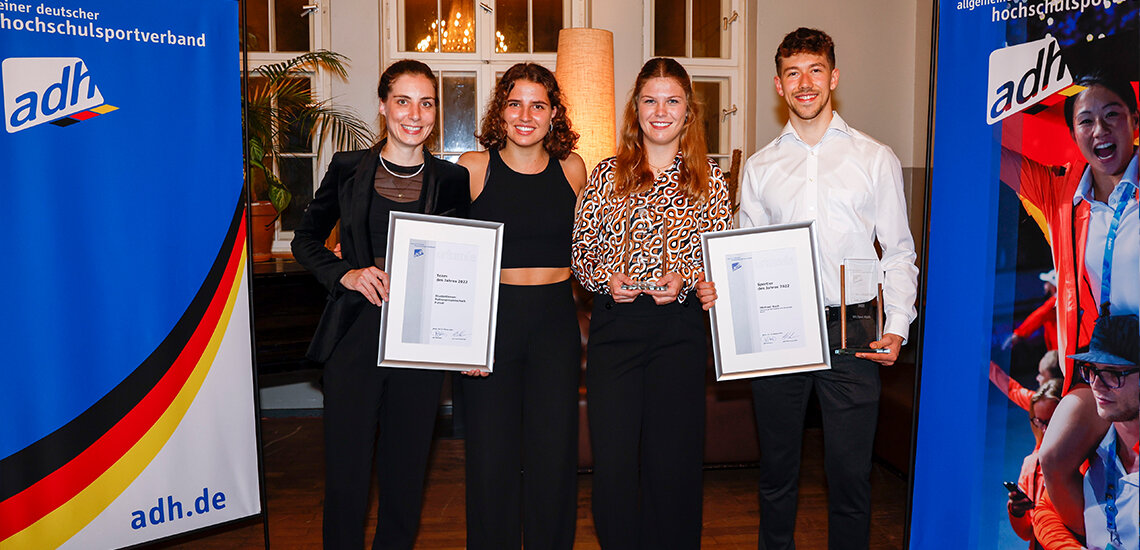 Jeanne Lengersdorf, Jasmin Jabbes, Pia Liening-Ewert und Michael Roth