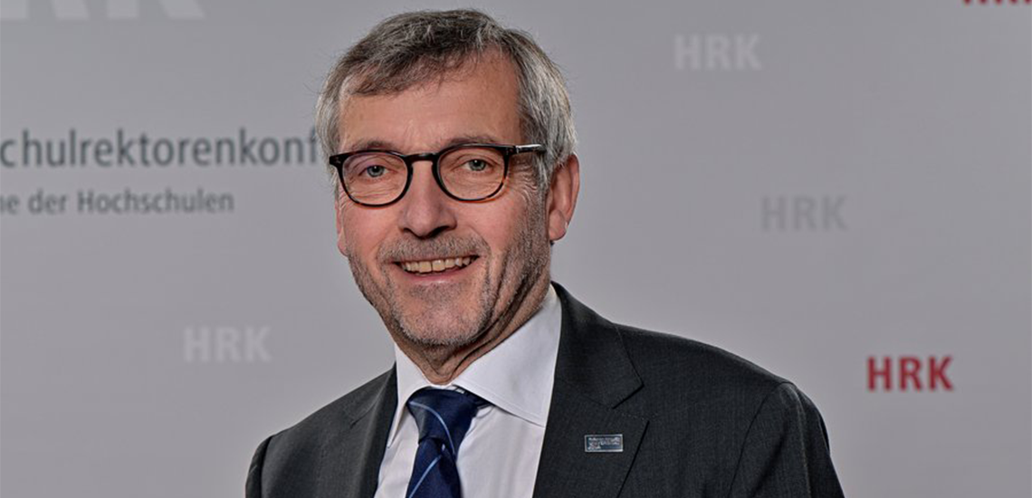 HRK-Präsident Walter Rosenthal