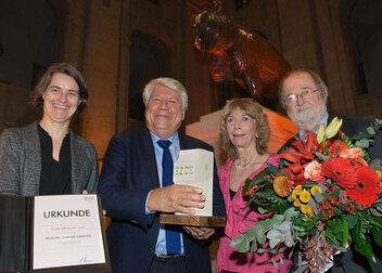 DOSB verleiht dem Sportphilosophen Professor Gunter Gebauer Ethikpreis 2018