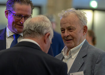 Prof. Walther Tröger vollendet das 90. Lebensjahr