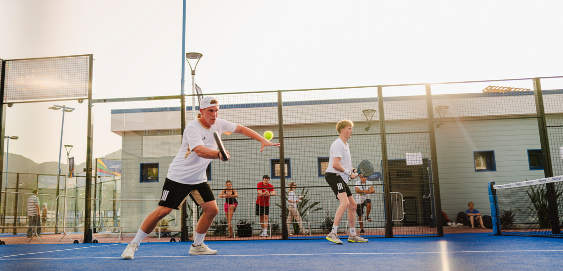 EUSA Games 2026: Volleyballer aus Rostock stürmen ins Halbfinale, Padel Teams spielen um Topplatzierungen