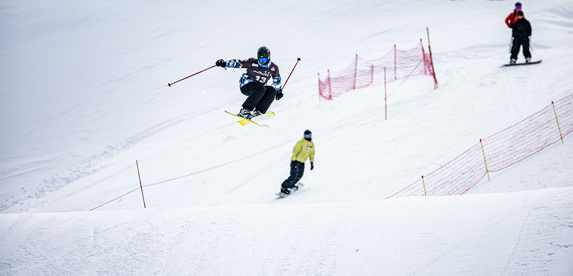 Sportliche Höchstleistungen bei DHM Snowboard & Freeski 2024