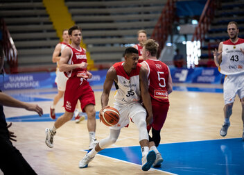 Napoli 2019 - Basketballer und Volleyballerinnen Fünfte │ Platz sieben zum Abschluss der Wettkämpfe mit dem Bogen 