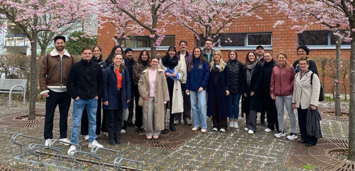 Hochschulsport gestaltet Wandel: Ansätze zur Organisationsentwicklung, aktivem Zuhören und PHAC