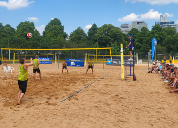 Sonne und eine kleine Überraschung bei der DHM Beachvolleyball 2023