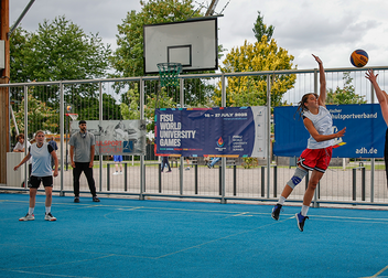 Top-Leistungen von Studierenden bei adh-Pokal Rennrad & DHM 3x3 Basketball trotzt dem Regen