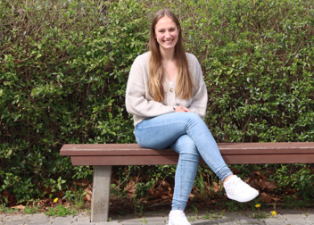 Sophia Kunder unterstützt als studentische Praktikantin das Wettkampfreferat