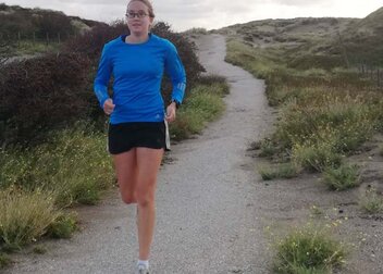 Lea Weike steigt ins Training für den adh-Hochschullauf ein