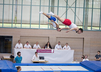 Hoch hinaus: DHM Trampolin in Karlsruhe