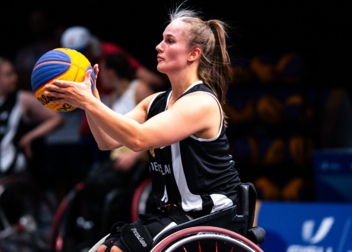 „Sport kann so viel schaffen und alltägliche Barrieren abbauen.“: Interview mit Lisa Bergenthal - Team des Jahres 2025