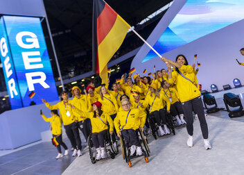 Gigantischer Auftakt: Rhine-Ruhr 2025 FISU World University Games starten in Duisburg mit atemberaubender Show 