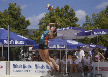 Favoriten stürzen, Bayern jubelt: DHM Beachvolleyball begeistert in Bayreuth