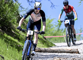 Team Studi gewinnt Nationenwertung: Zehn Medaillen bei WUC Radsport in China